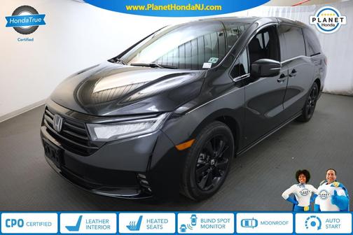 Crystal Black Pearl 2024 Honda Odyssey Sport