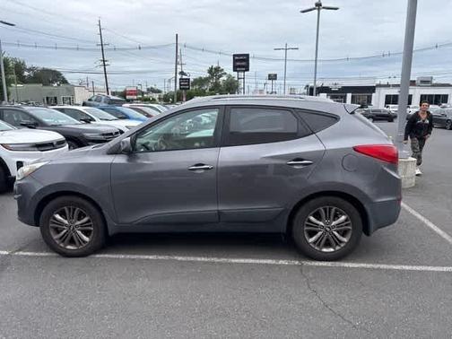 2014 Hyundai TUCSON SE