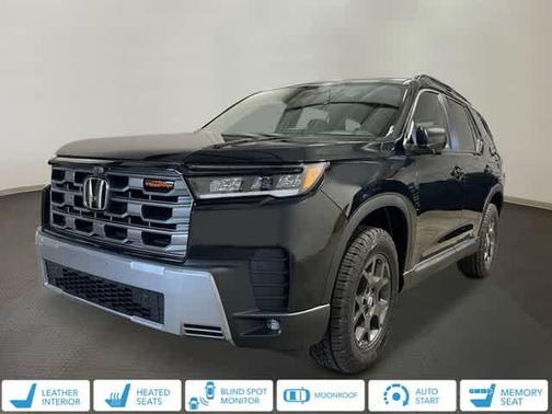 Crystal Black Pearl 2026 Honda Pilot TrailSport