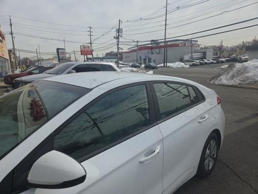 2022 Hyundai IONIQ Hybrid Blue