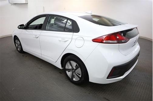 2022 Hyundai IONIQ Hybrid Blue