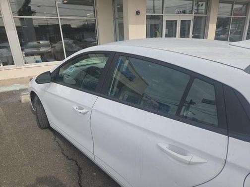 2022 Hyundai IONIQ Hybrid Blue