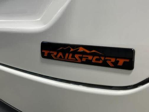 Platinum White Pearl 2026 Honda Pilot TrailSport
