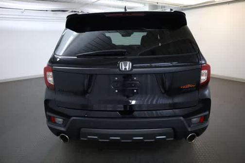 Crystal Black Pearl 2023 Honda Passport TrailSport