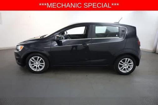 Mosaic Black Metallic 2016 Chevrolet Sonic LT