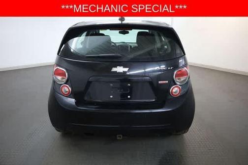 Mosaic Black Metallic 2016 Chevrolet Sonic LT