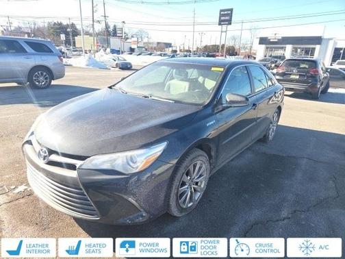 2016 Toyota Camry Hybrid XLE