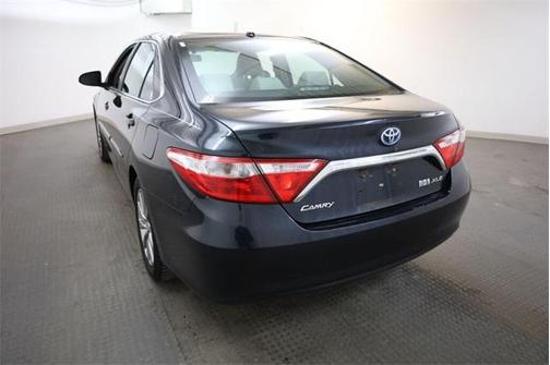 2016 Toyota Camry Hybrid XLE