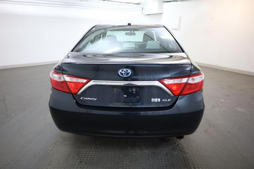 2016 Toyota Camry Hybrid XLE