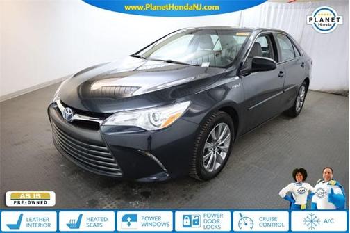 2016 Toyota Camry Hybrid XLE