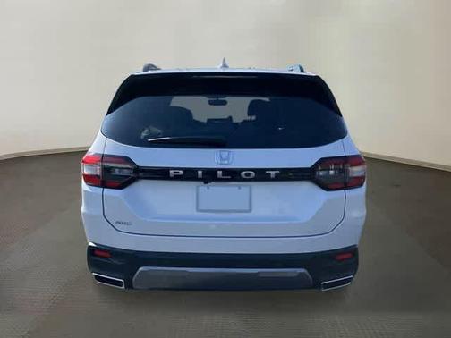 Platinum White Pearl 2026 Honda Pilot EX-L