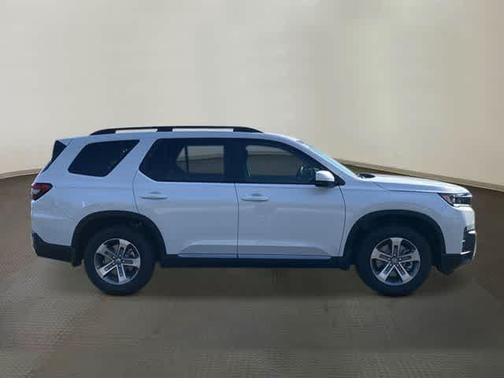 Platinum White Pearl 2026 Honda Pilot EX-L