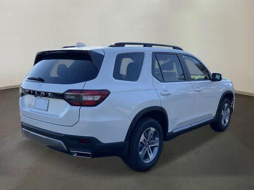 Platinum White Pearl 2026 Honda Pilot EX-L
