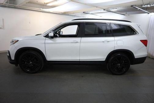 Platinum White Pearl 2022 Honda Pilot Special Edition