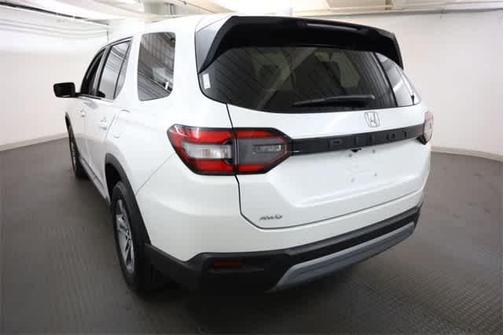 2023 Honda Pilot EX-L 8-Passenger