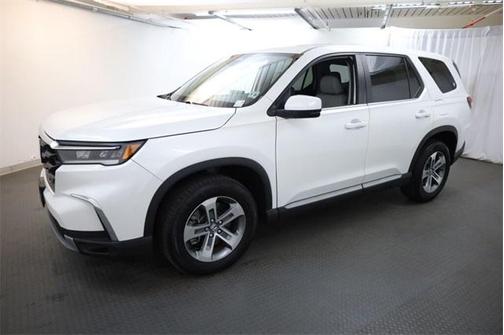 2023 Honda Pilot EX-L 8-Passenger