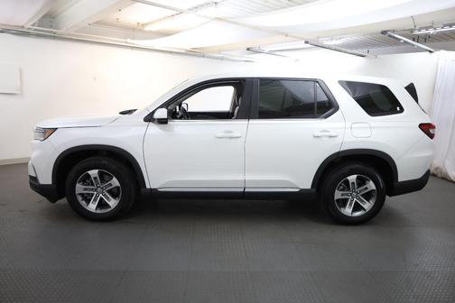 2023 Honda Pilot EX-L 8-Passenger