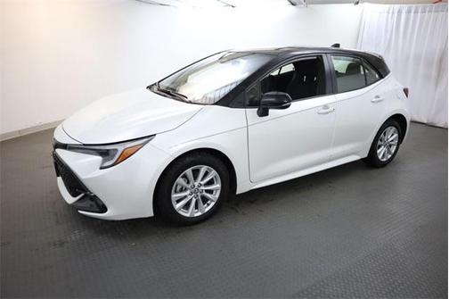 2024 Toyota Corolla Hatchback SE
