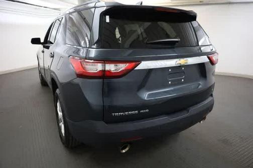 Graphite Metallic 2019 Chevrolet Traverse LT Cloth