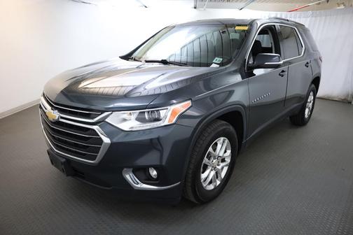 Graphite Metallic 2019 Chevrolet Traverse LT Cloth
