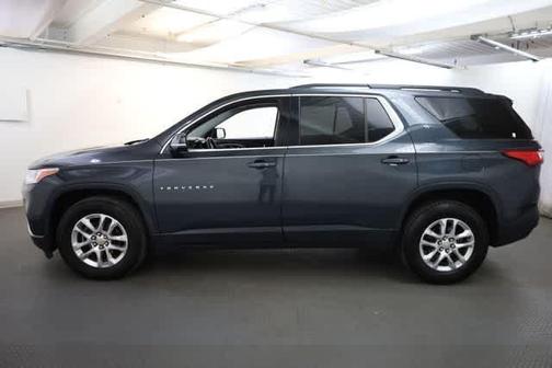 Graphite Metallic 2019 Chevrolet Traverse LT Cloth