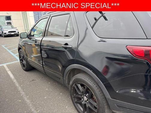 Shadow Black 2018 Ford Explorer sport