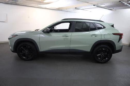 Green 2024 Chevrolet Trax ACTIV
