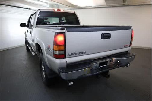 2004 GMC Sierra 2500 SLE