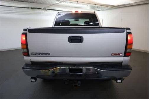 2004 GMC Sierra 2500 SLE