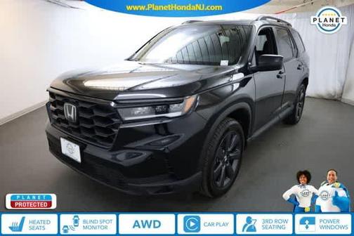 Crystal Black Pearl 2025 Honda Pilot Sport