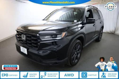 Crystal Black Pearl 2025 Honda Pilot Sport