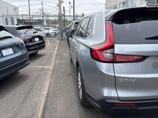 Solar 2025 Honda CR-V EX