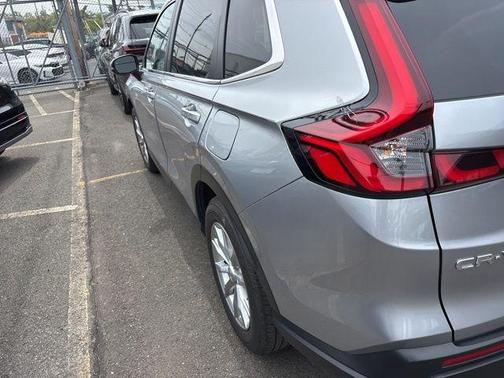 Solar 2025 Honda CR-V EX