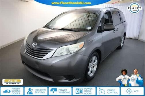 2015 Toyota Sienna LE