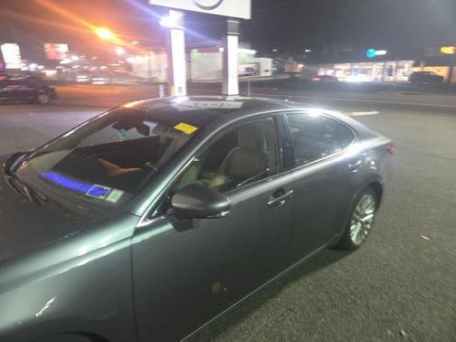 2016 Lexus ES 350 Base