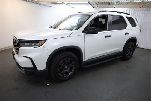 2023 Honda Pilot TrailSport
