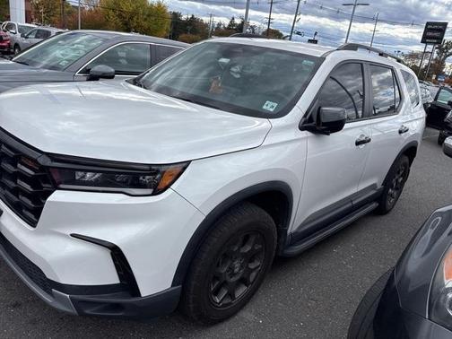 2023 Honda Pilot TrailSport