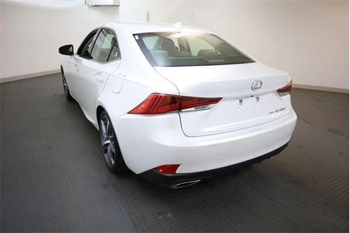 2018 Lexus IS 300 Base
