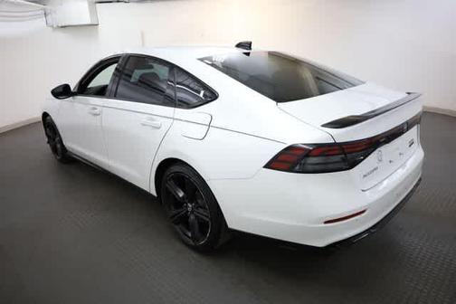 Platinum White Pearl 2023 Honda Accord Hybrid Sport-L