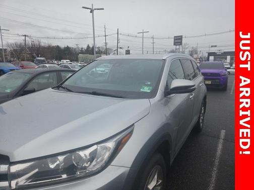 2019 Toyota Highlander 