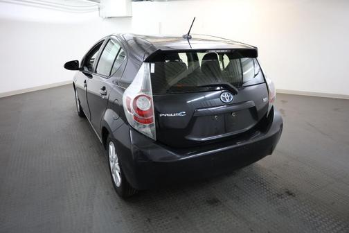 2014 Toyota Prius c Four