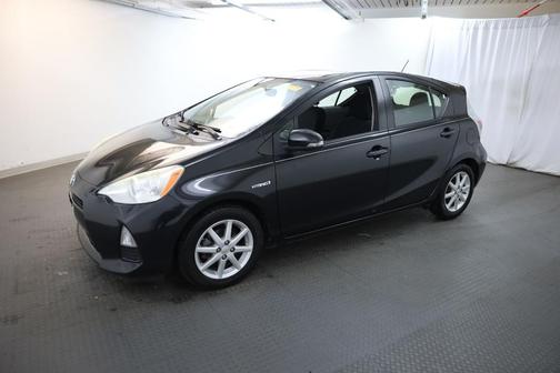 2014 Toyota Prius c Four
