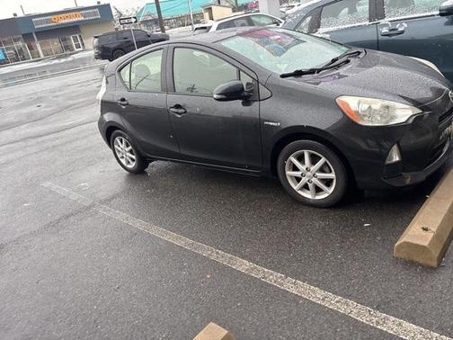 2014 Toyota Prius c Four