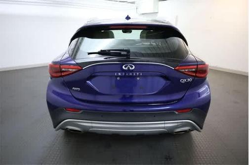 2018 INFINITI QX30 Premium