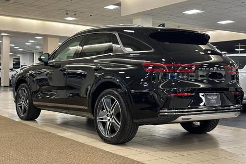 2026 Genesis Electrified GV70 Advanced