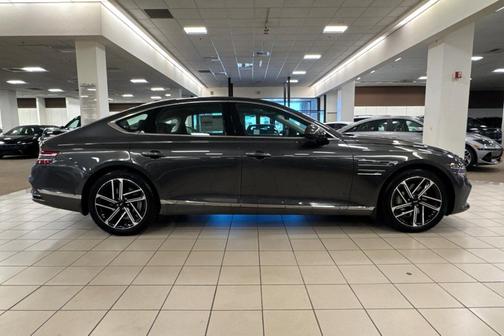 2026 Genesis G80 2.5T