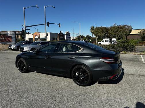 2023 Genesis G70 3.3T