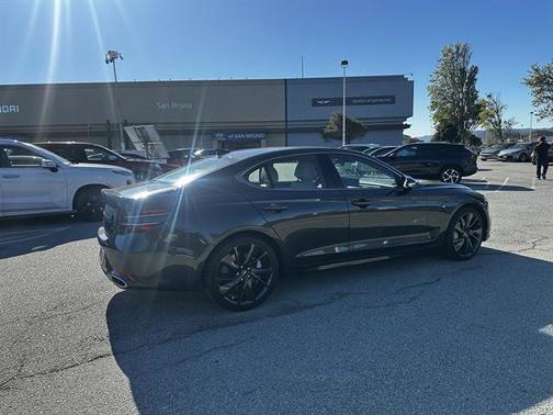 2023 Genesis G70 3.3T