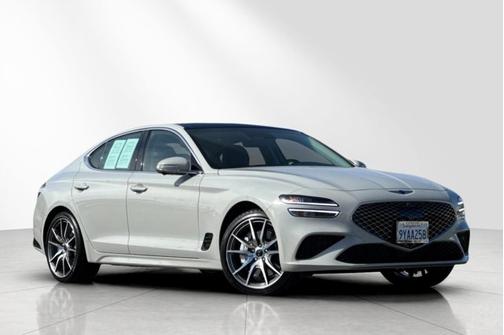 Vatna Gray 2026 Genesis G70 2.5T Prestige