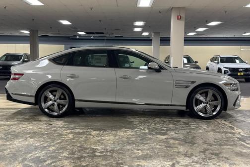 2026 Genesis G80 2.5T